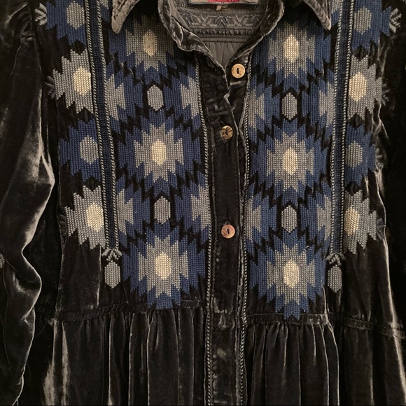 Johnny Was Nomi Velvet Smock Shirt - Picture 8 of 10